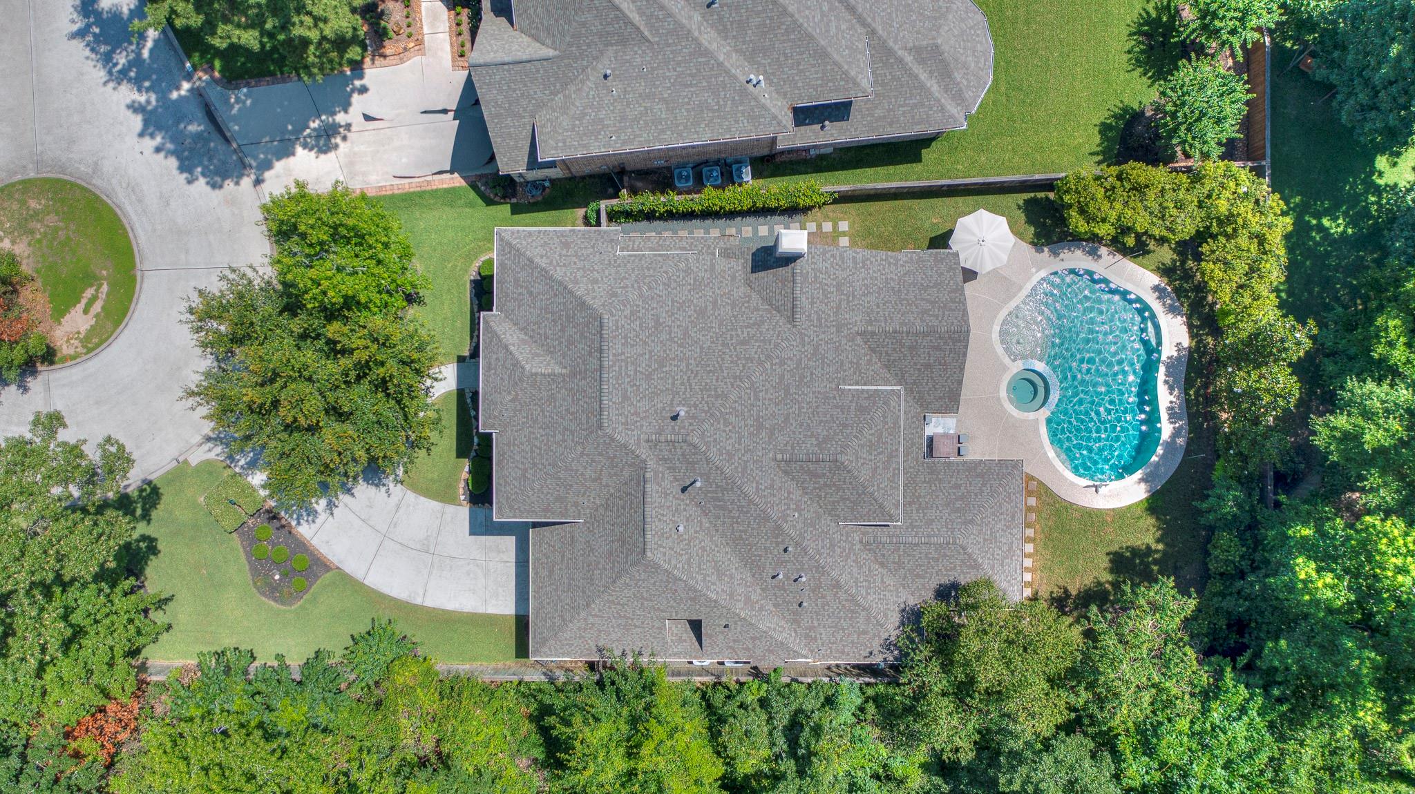 115 Sanibel Crest Place