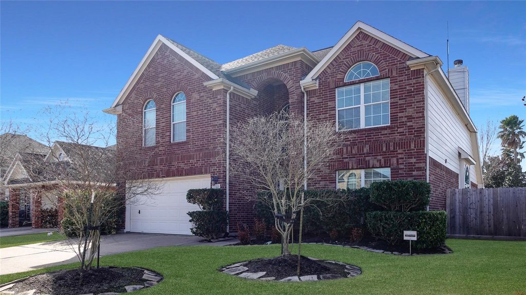 Photo of 2202 Drake Falls Drive, Pearland, TX 77584 (MLS # 42435406)