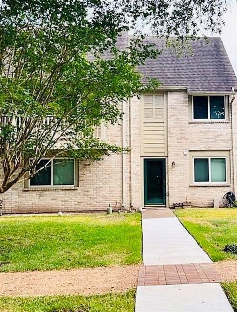 Photo of 2112 Greenbriar Colony Drive, Houston, TX 77032 (MLS # 33866776)