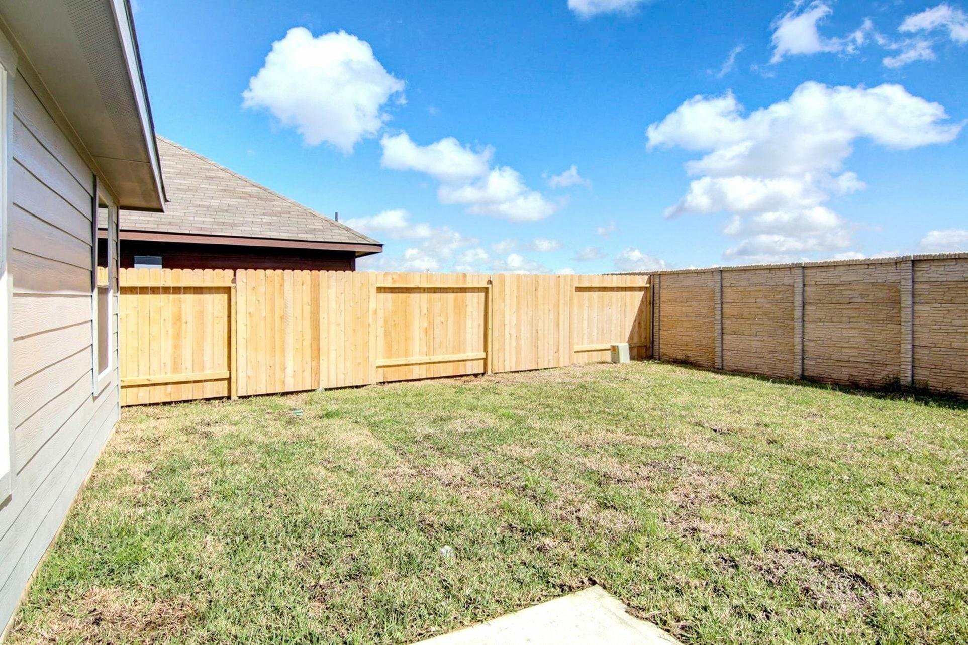 5606 Plantation Forest Drive