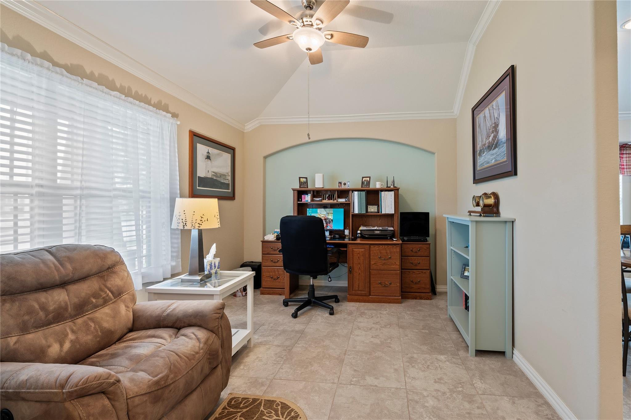 6822 Persea Ridge Lane