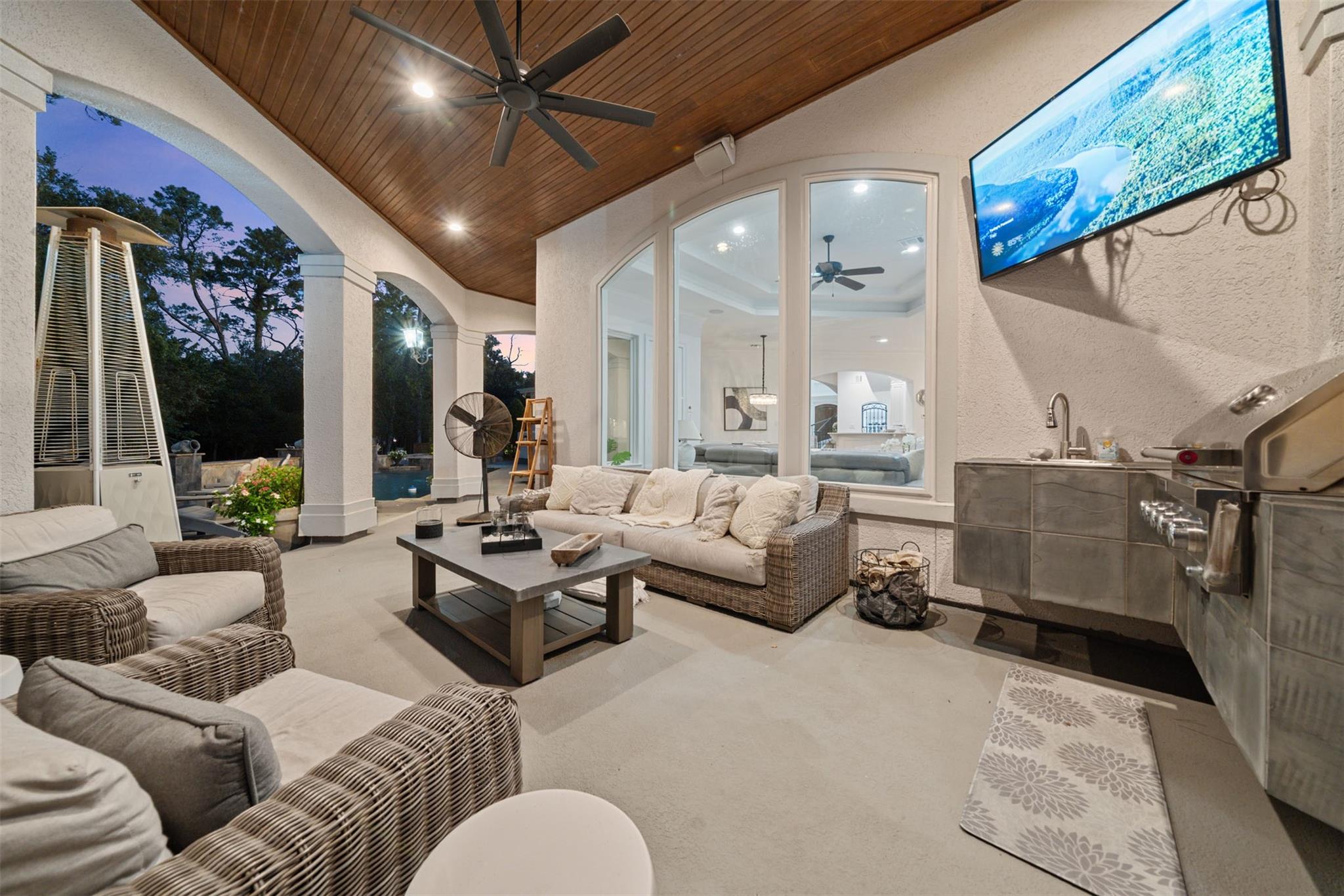 800 Shady Bend Lane