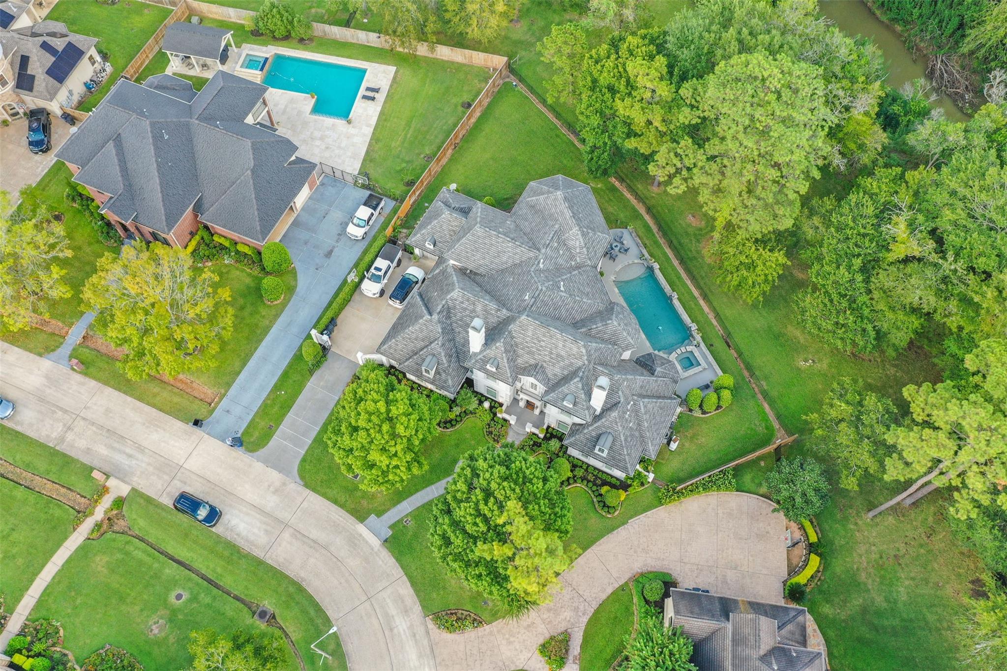 800 Shady Bend Lane