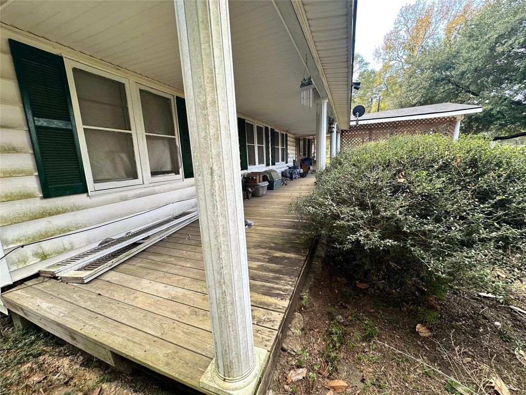 Photo of 11262 E State Highway 103, Huntington, TX 75949 (MLS # 24622107)