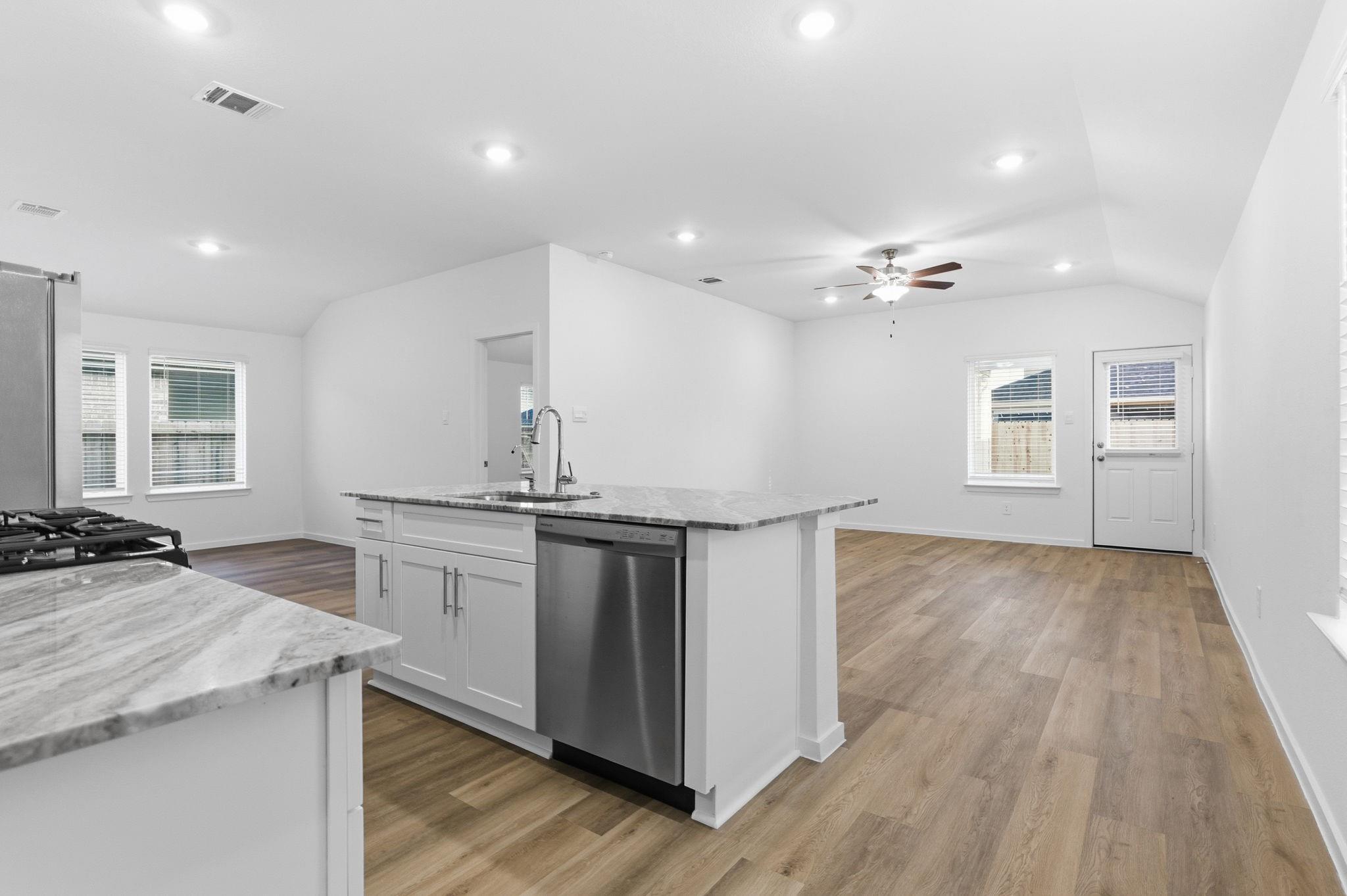 3534 Longhorn Valley