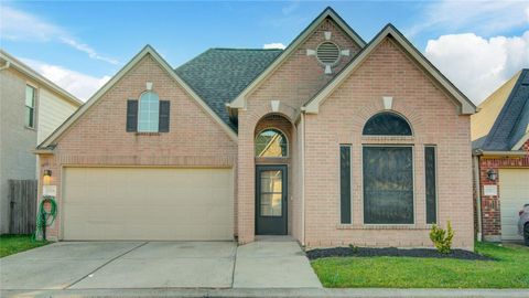 Photo of 10506 Pleasant Villas Lane, Houston, TX 77075 (MLS # 40152516)