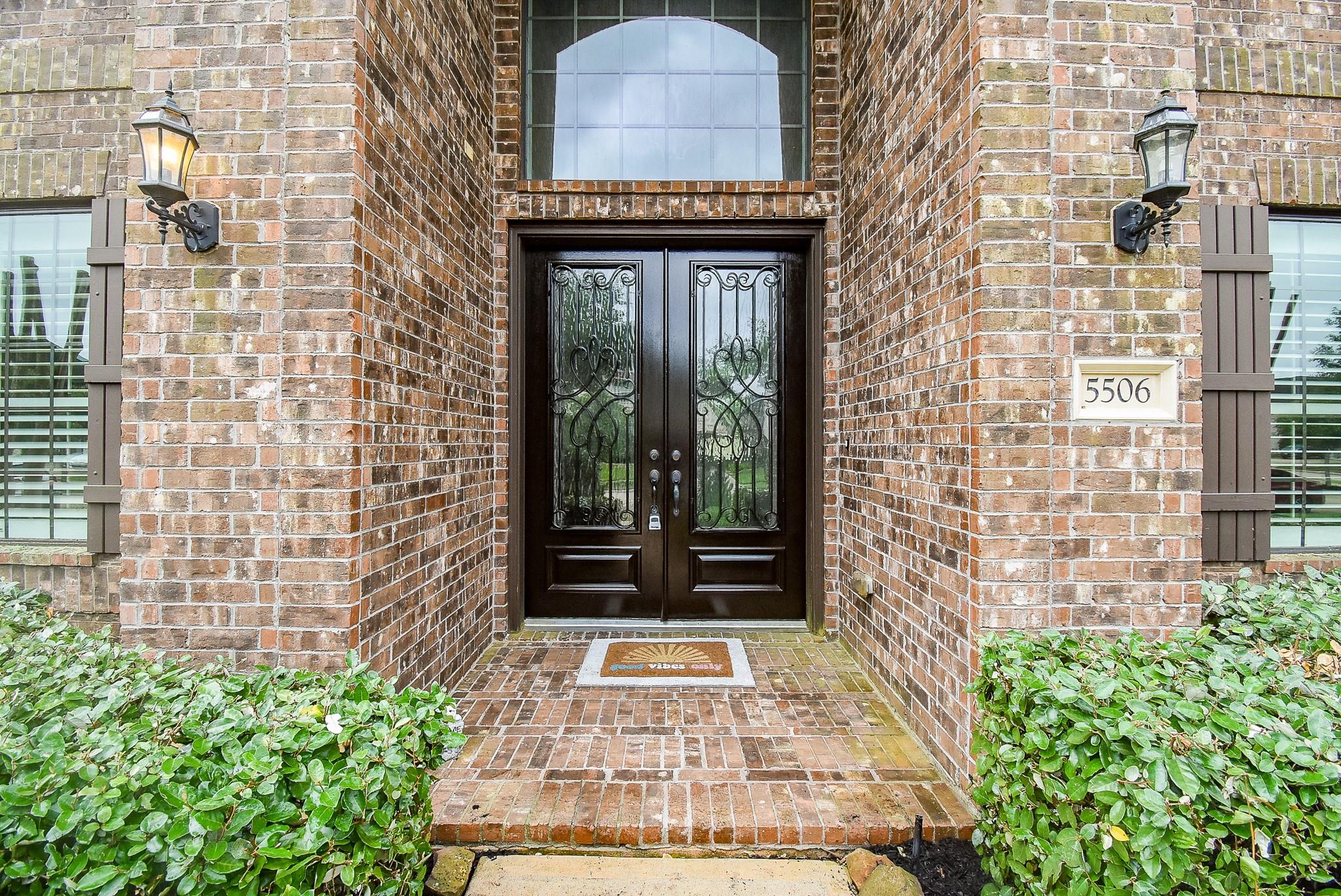 5506 Lockwood Bend Lane