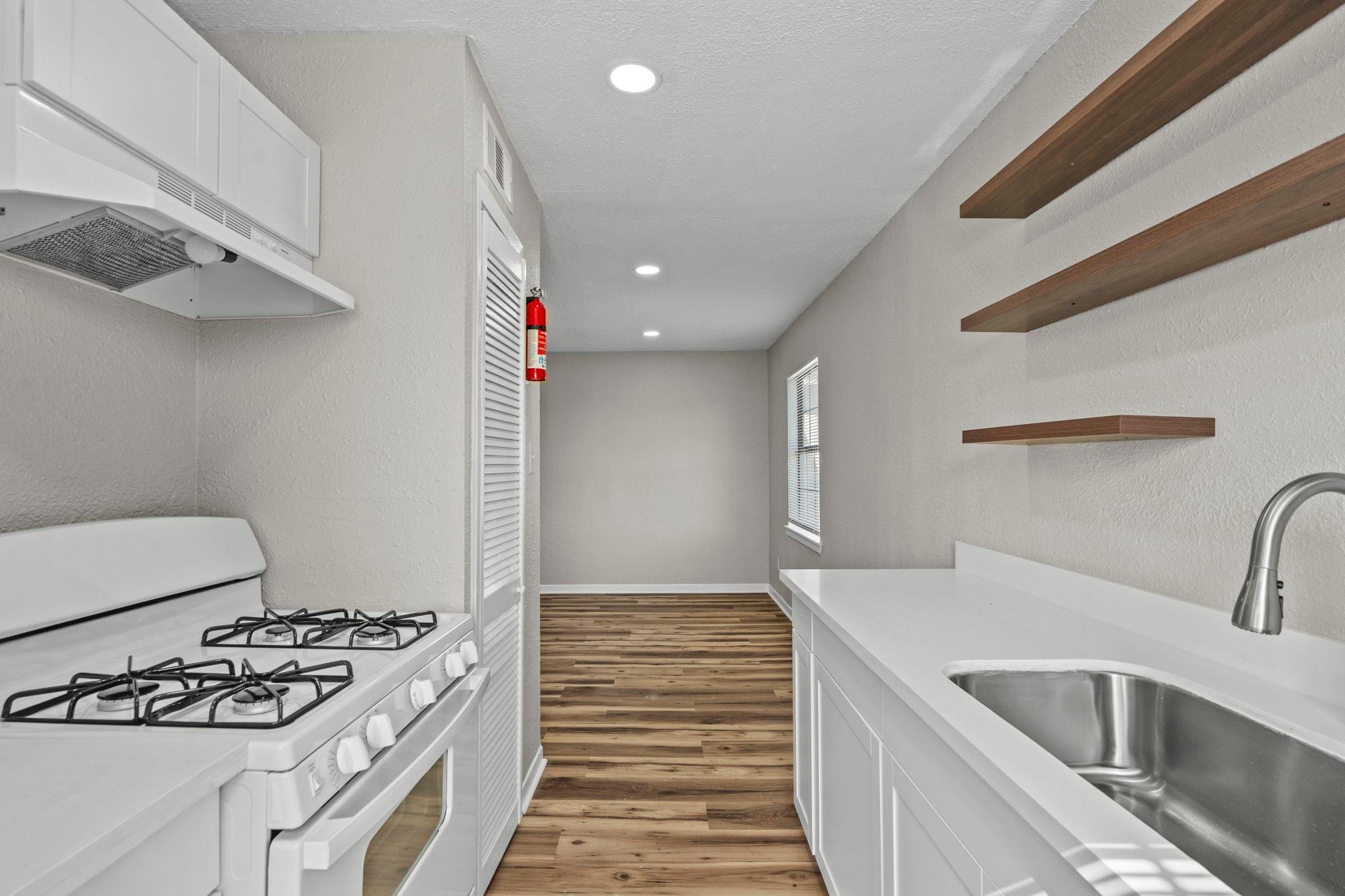 1927 Avenue M 1/2 10