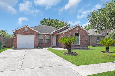 Photo of 5518 Rio Ramos Street, Rosharon, TX 77583 (MLS # 86614155)