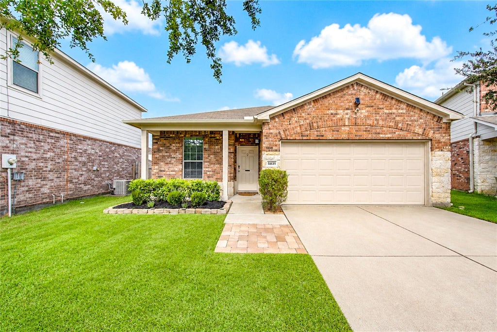 Photo of 5831 Banyan Oak Court, Richmond, TX 77407 (MLS # 51108465)