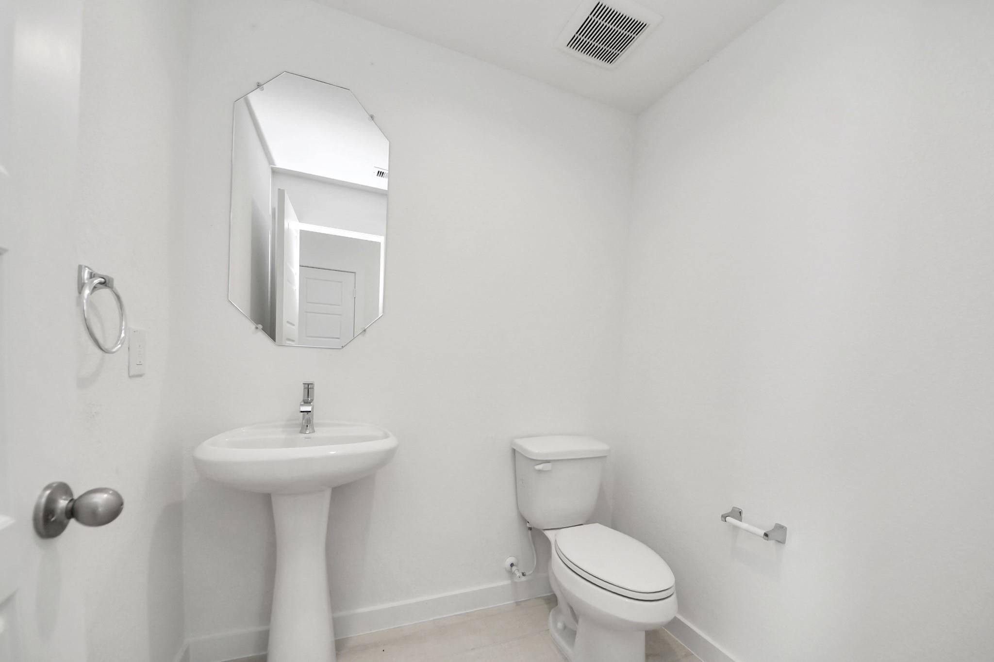 24606 Broad Park Ct