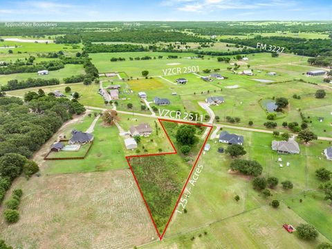 Photo of 1 Vz County Road 2511, Canton, TX 75103 (MLS # 48844068)
