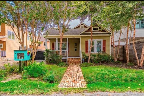 Homes For Sale - 605 Archer Street<br/> Harris County, Houston, TX 77009