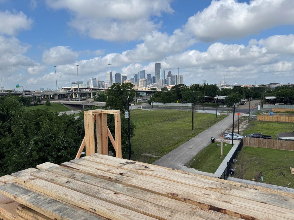 Photo of 2731 Providence Street, Houston, TX 77020 (MLS # 25361667)
