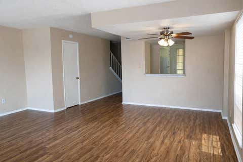 Apartment For Rent - 217 Church St #201<br/> Galveston, TX 77550