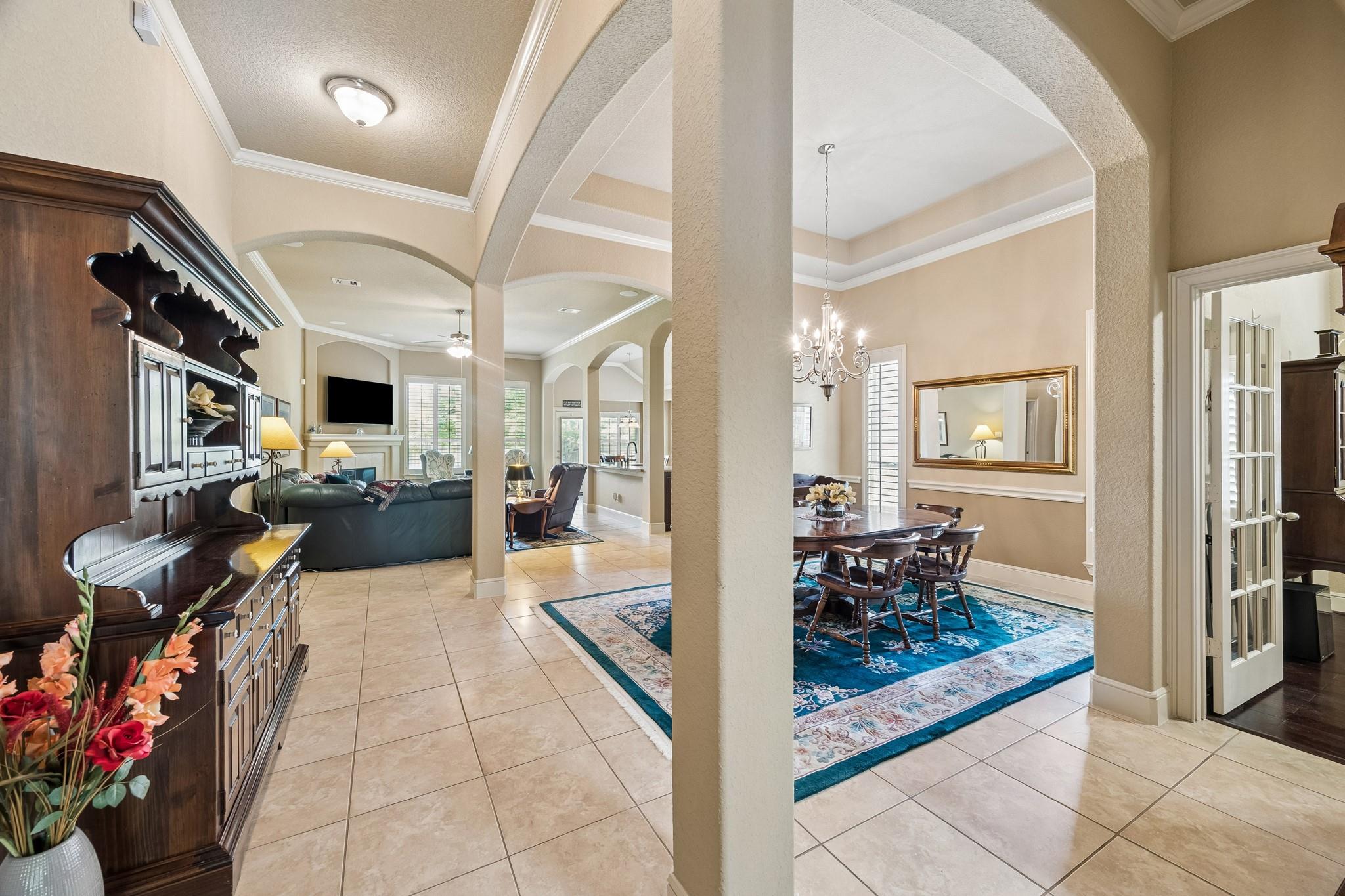 14 Tallgrass Way