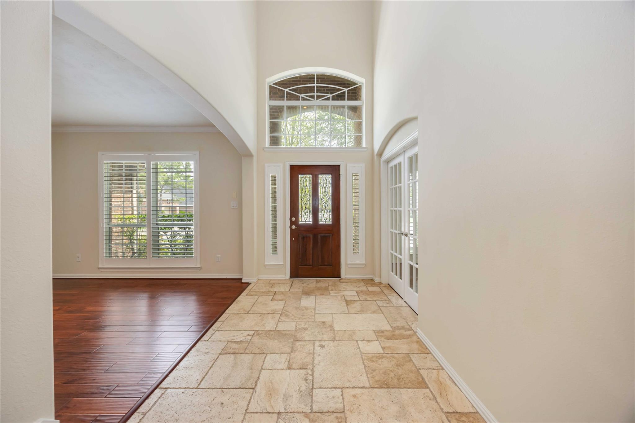 25923 Austin Springs