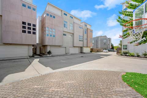 Photo of 2316 Sperber Ln, Houston, TX 77003 (MLS # 18544893)