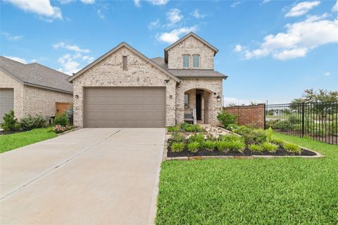 Photo of 925 Crystal Bend Lane, Katy, TX 77493 (MLS # 41777846)