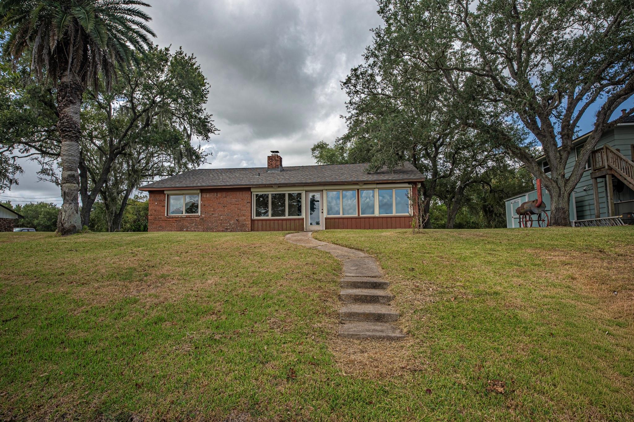 4611 Rio Drive