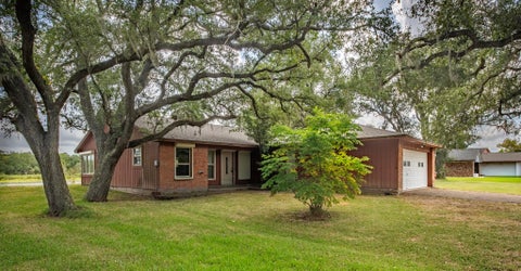 Photo of 4611 Rio Drive, Brazoria, TX 77422 (MLS # 51822322)