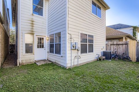 Tiny photo for 826 Forest Hillside Lane, Houston, TX 77067 (MLS # 91290853)