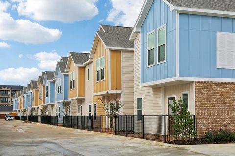 Tiny photo for 5783 Spring Stuebner Rd, Spring, TX 77389 (MLS # 57386002)