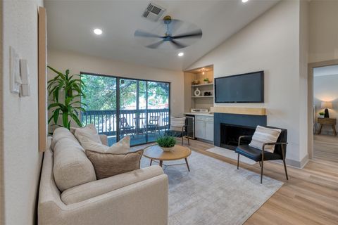 Photo of 2829 Timmons Lane #120, Houston, TX 77027 (MLS # 69583222)
