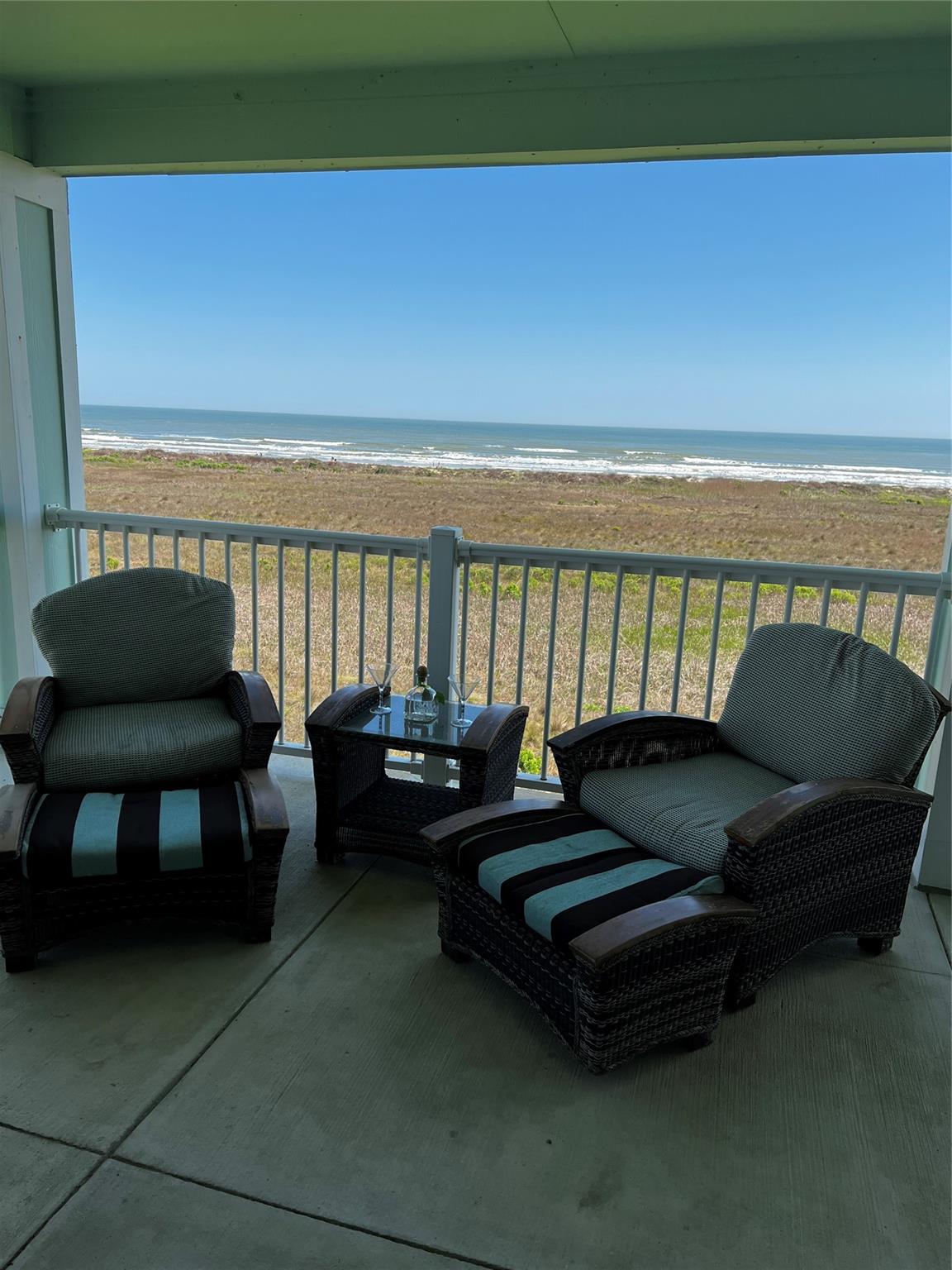 4221 Grassy Pointe Drive 301