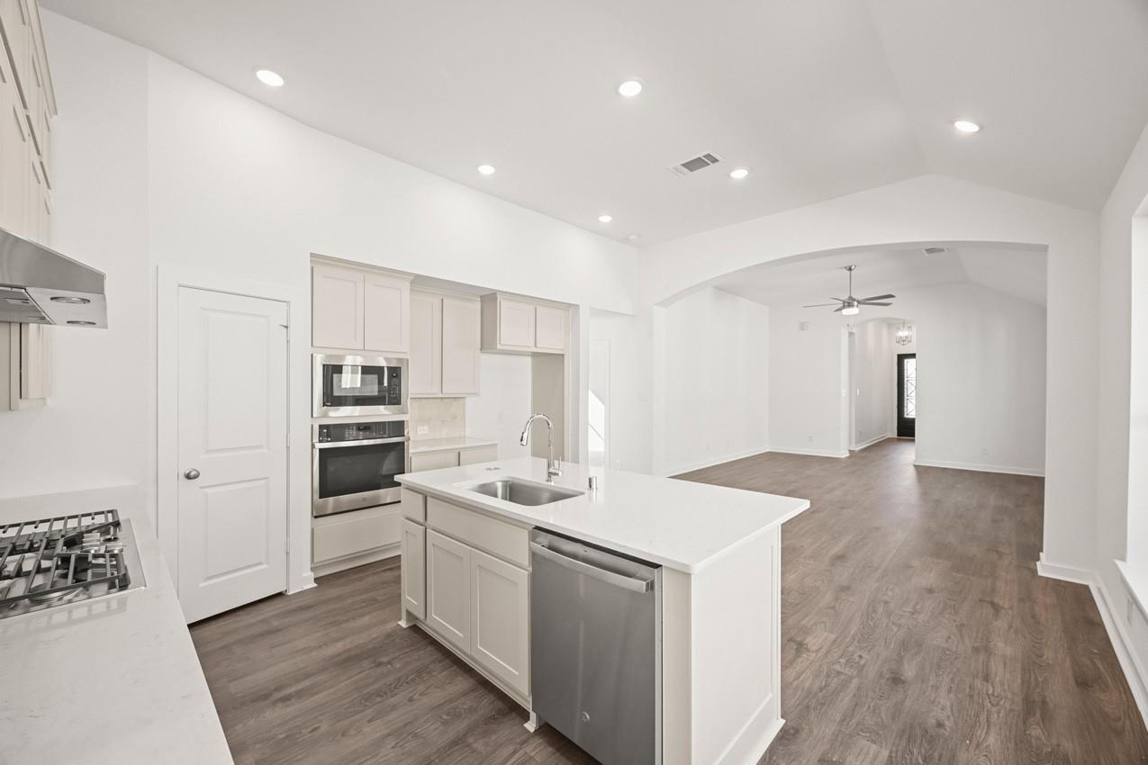 231 Navasota Narrows Court