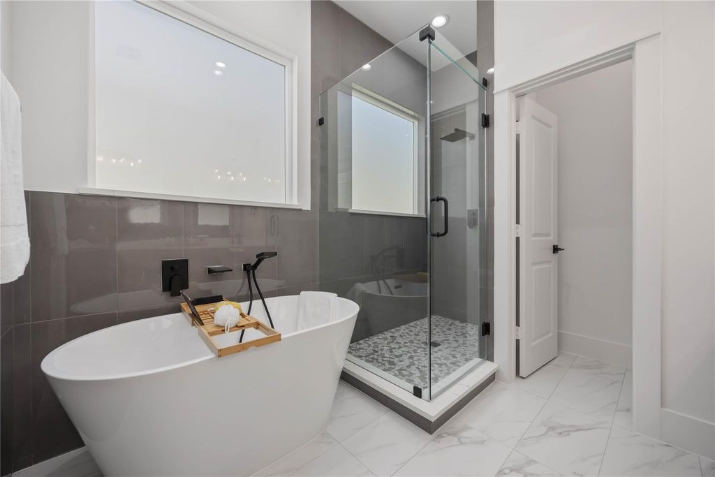 Photo of 1935 Knoll Square Drive, Houston, TX 77080 (MLS # 80061016)