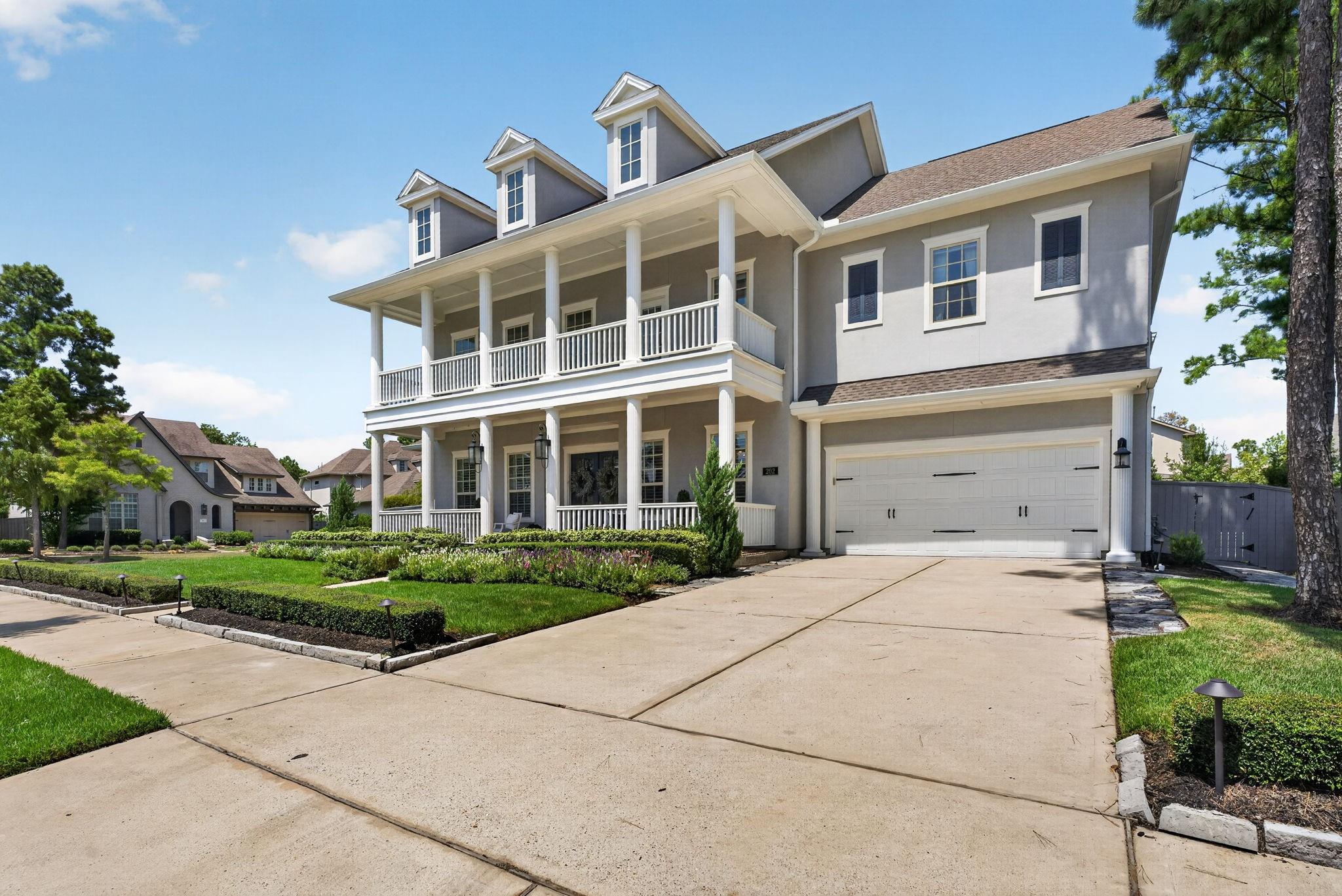 202 S Thatcher Bend Circle
