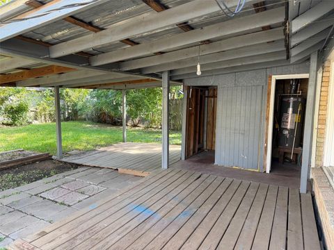 Tiny photo for 4737 Jefferson Street, Houston, TX 77023 (MLS # 43865466)