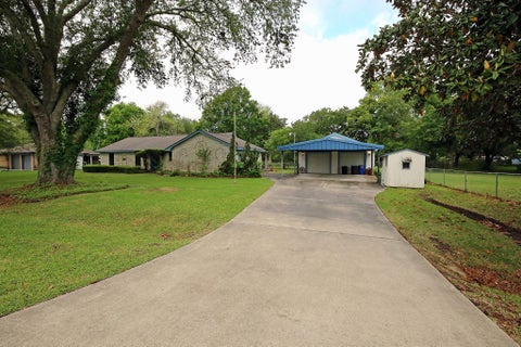 Photo of 3804 Shady Lane, Santa Fe, TX 77517 (MLS # 3011919)