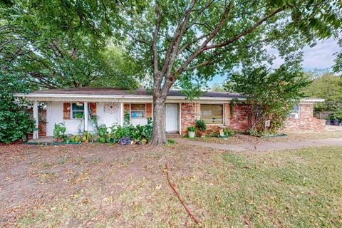 Photo of 6801 Little Ranch Road, North Richland Hills, TX 76182 (MLS # 34222634)