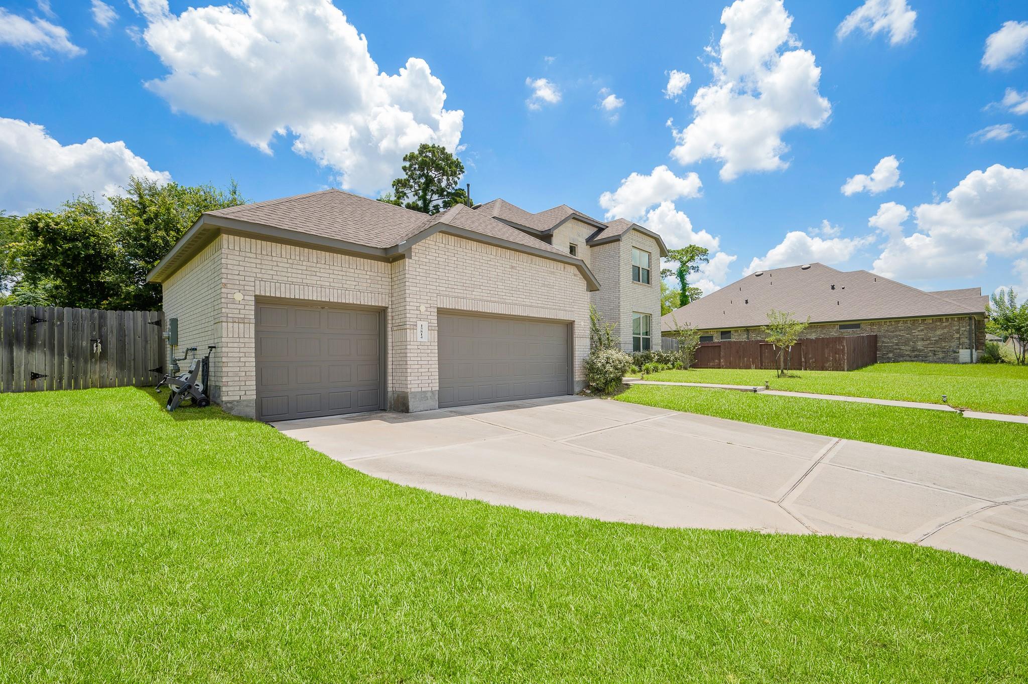 15814 Gibson Grass Court