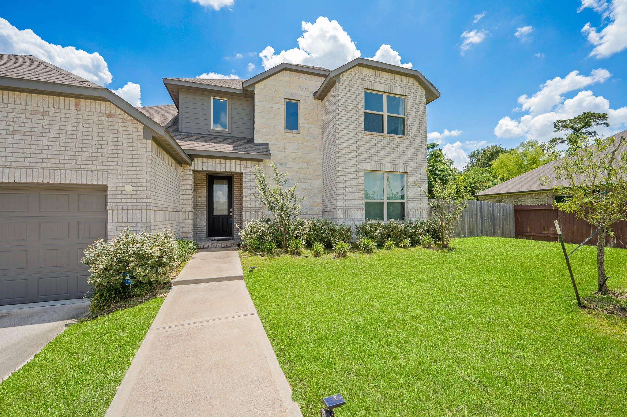 15814 Gibson Grass Court