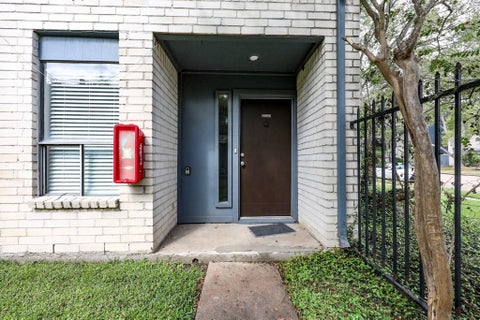 Photo of 9009 Imogene Street #E26, Houston, TX 77036 (MLS # 10225543)