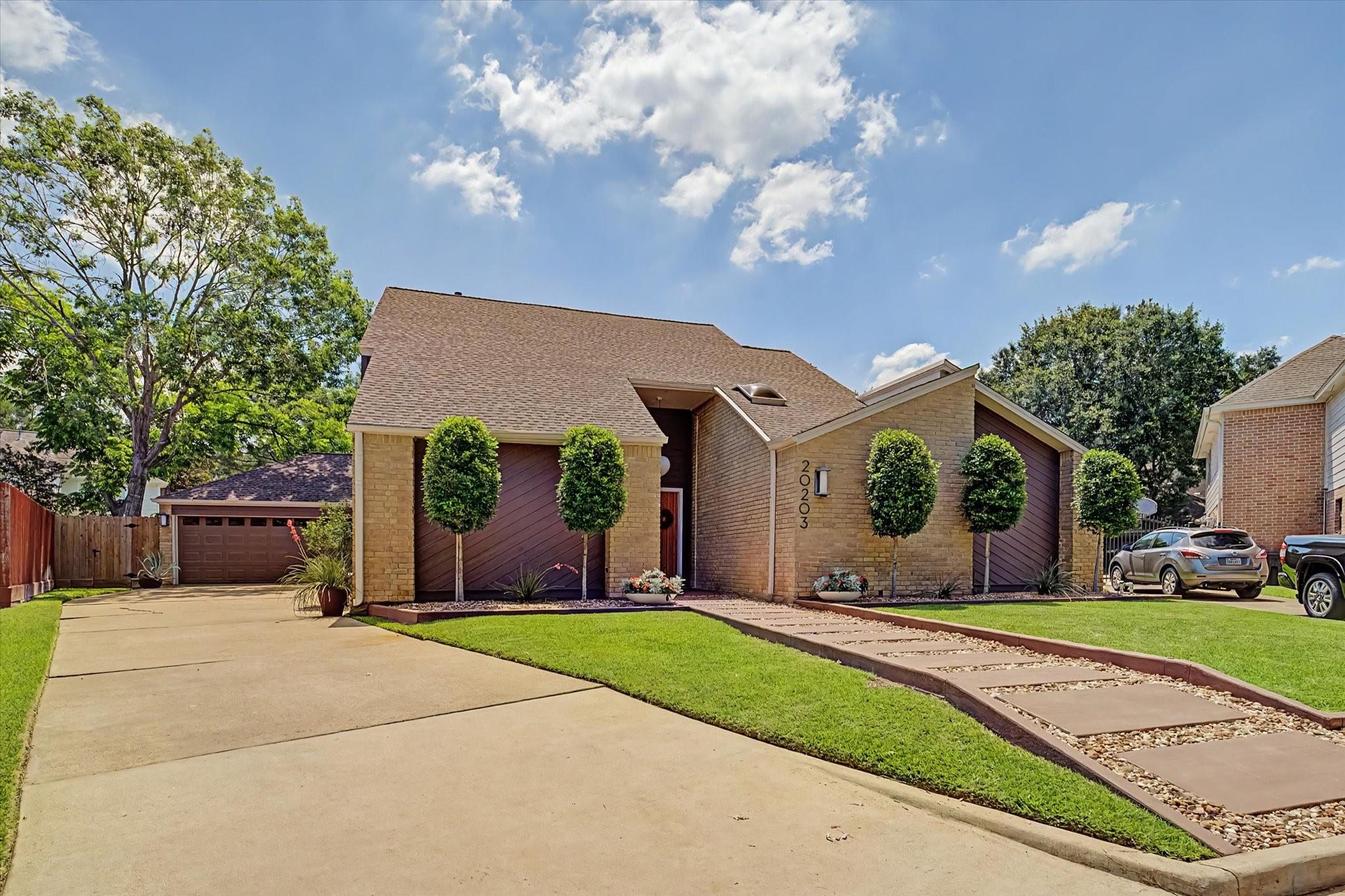 20203 Cadogan Ct