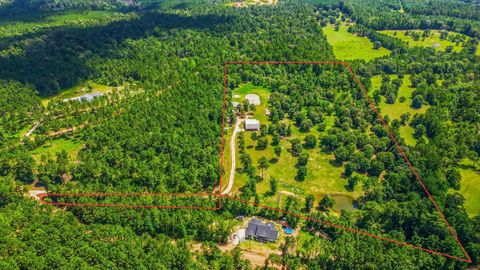 Photo of 1239 Tony Peebles Road, Livingston, TX 77351 (MLS # 47261677)
