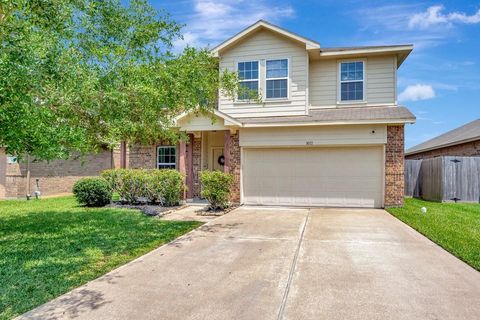 Photo of 3012 Cambridge Meadows Lane, Dickinson, TX 77539 (MLS # 92010473)