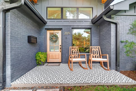 Photo of 209 Woodard Street, Houston, TX 77009 (MLS # 45761356)