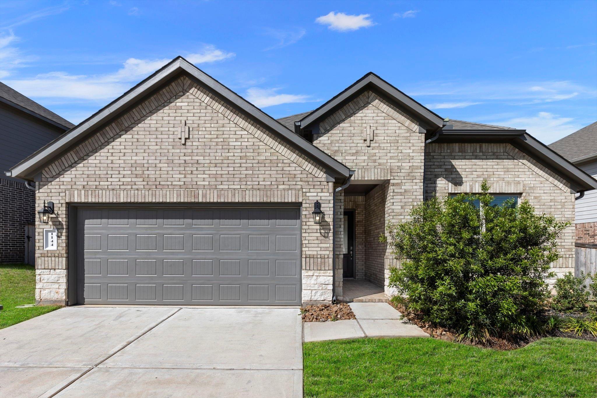 1144 Purple Orchid Street
