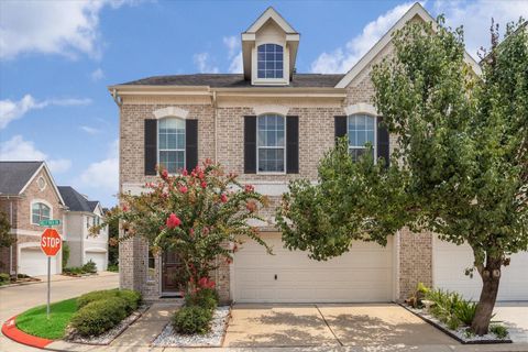 Photo of 3203 Holly Path Drive, Houston, TX 77042 (MLS # 89151780)