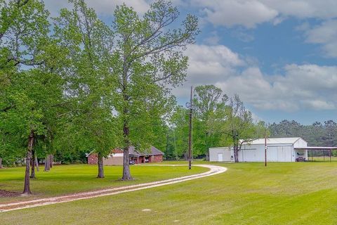 Photo of 16190 N Us Highway 59 N, Moscow, TX 75960 (MLS # 4798533)