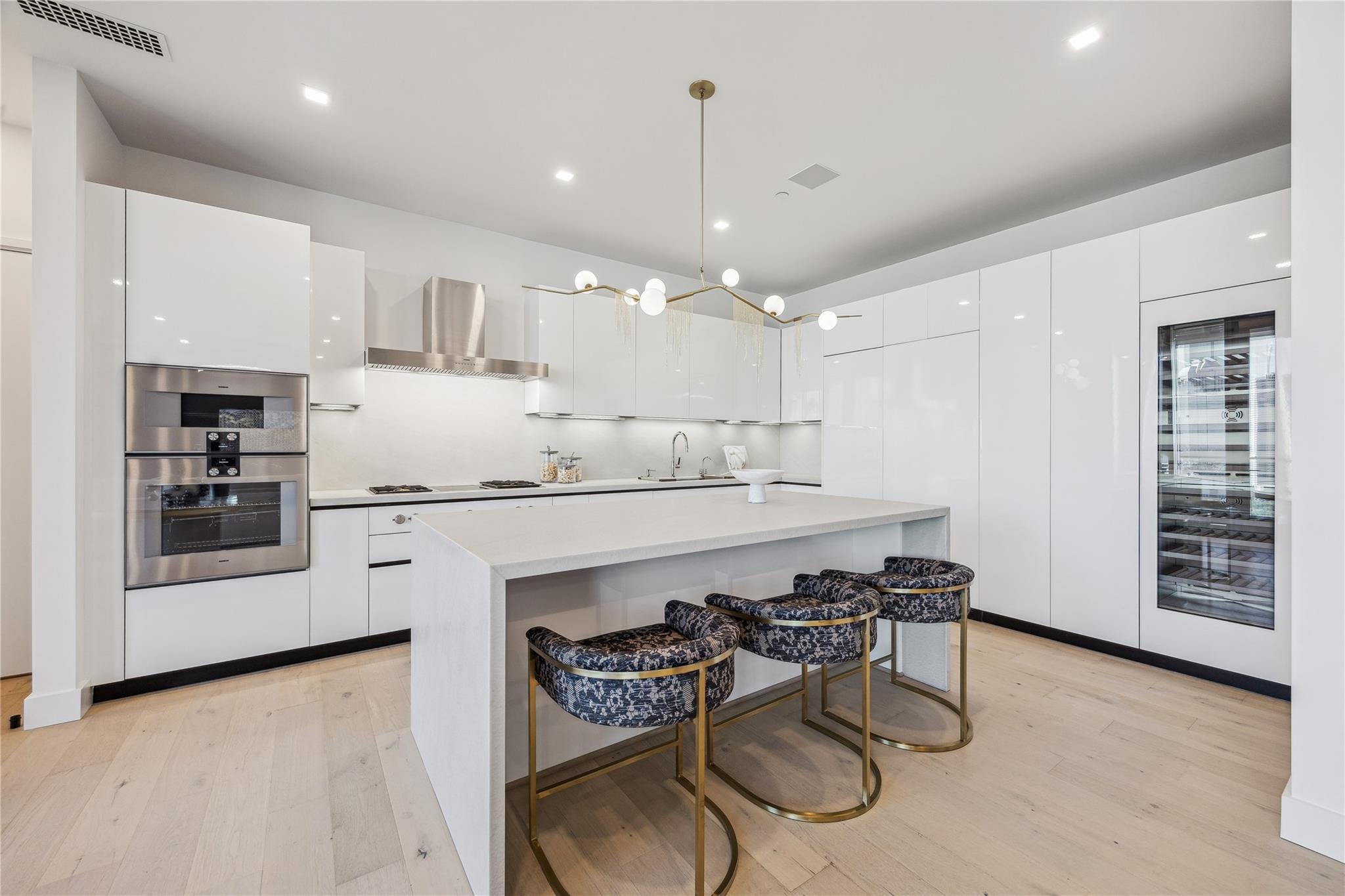 1711 Allen Parkway 2505