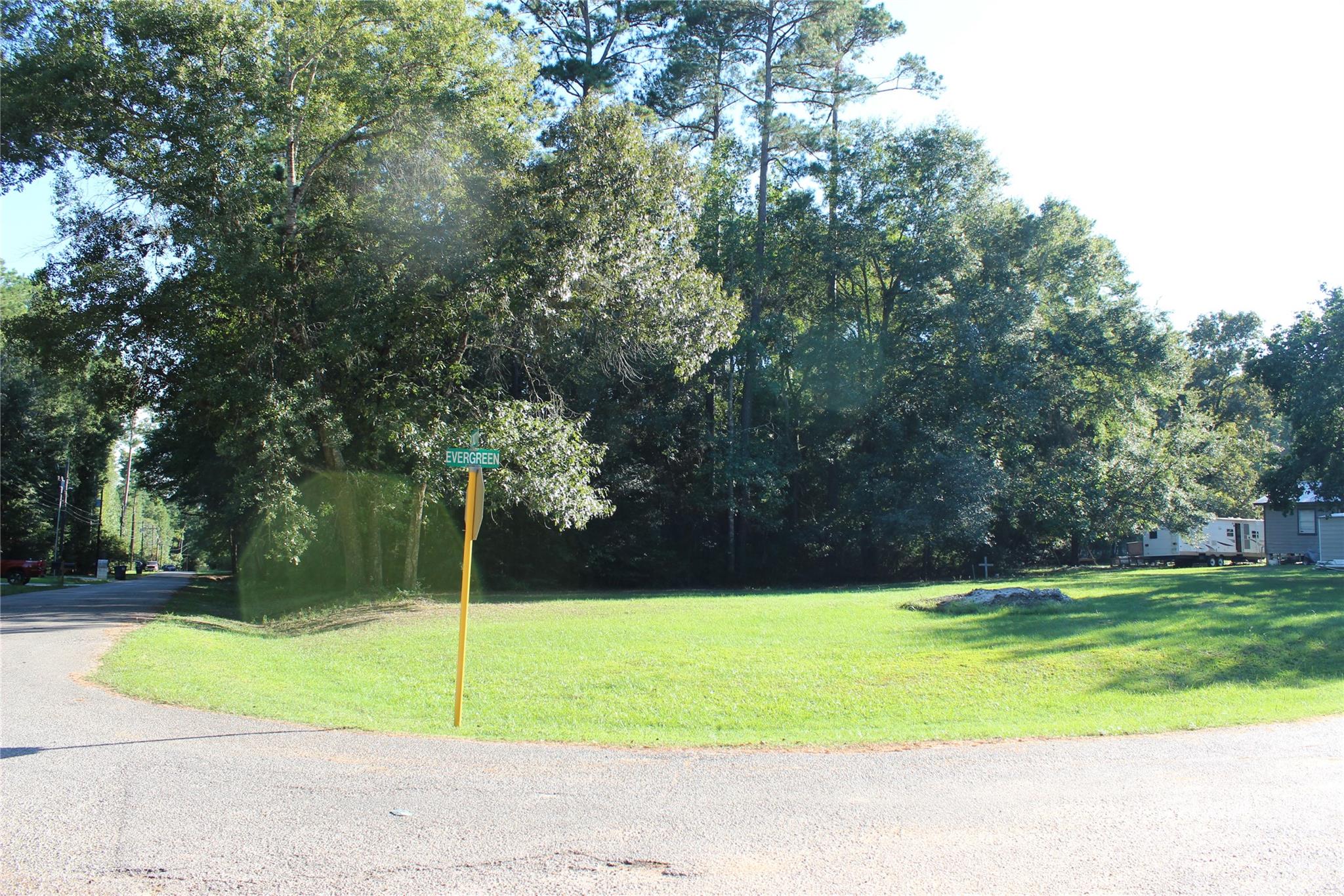 000 Evergreen Lane