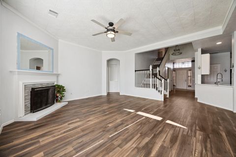 Photo of 12310 Robin Meadow Circle, Stafford, TX 77477 (MLS # 19901787)