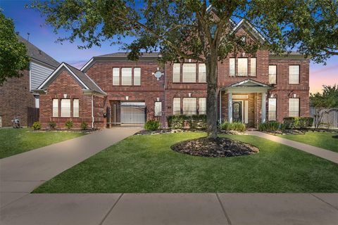 Property photo of 21602 W Gold Buttercup Court, Cypress, TX 77433