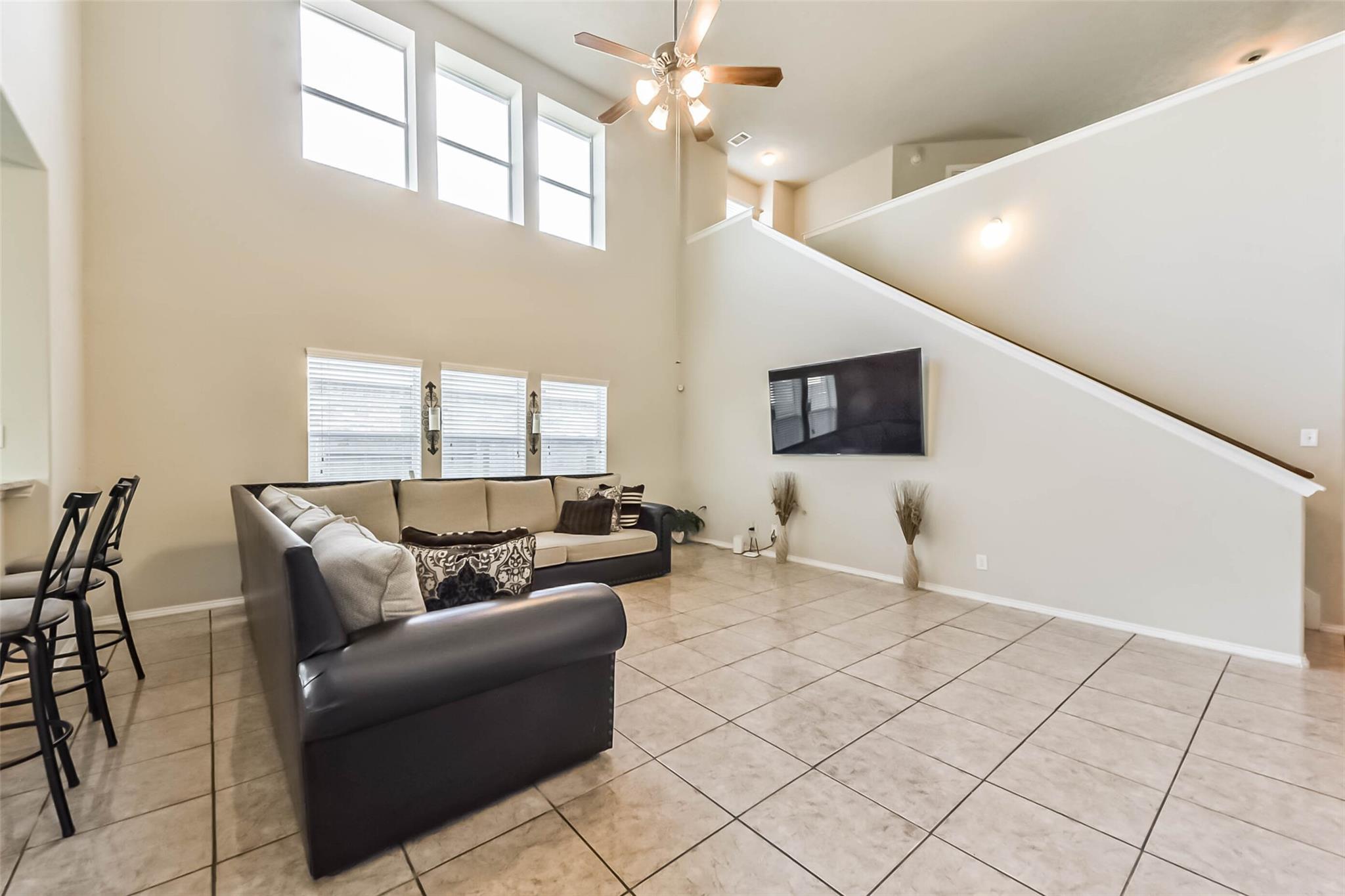 212 Hawks View Drive